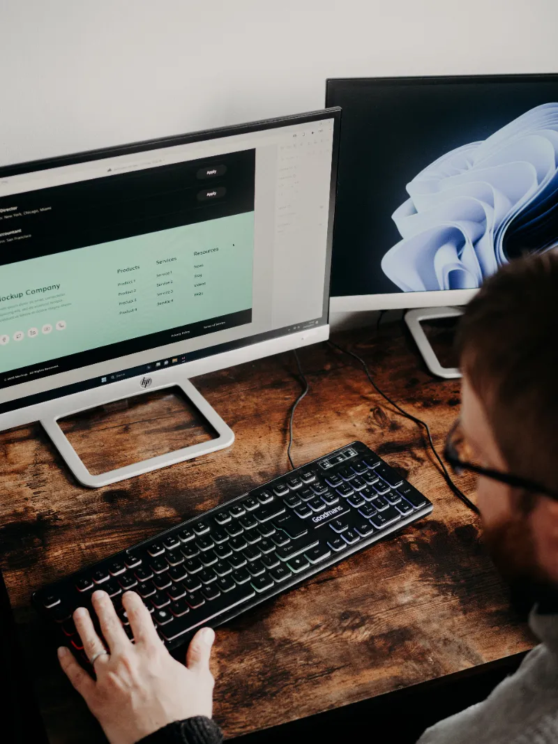 Showit vs WordPress for Therapists: Which One Actually Works for Your Practice?